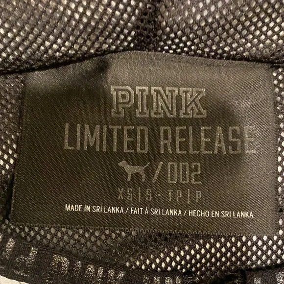 PINK Victoria's Secret Limited Edition Release 002 Reflective Jacket Size XS / S - Picture 13 of 16